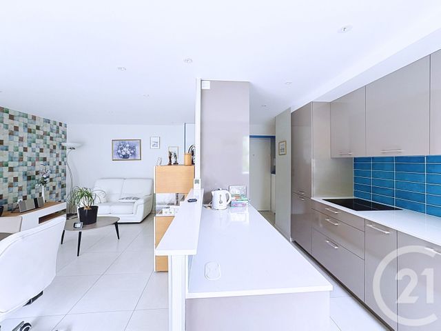 Appartement F3 à vendre - 3 pièces - 63.59 m2 - LAVAL - 53 - PAYS-DE-LOIRE - Century 21 Dréano Immobilier