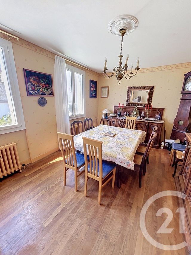 maison à vendre - 8 pièces - 126.0 m2 - LAVAL - 53 - PAYS-DE-LOIRE - Century 21 Dréano Immobilier