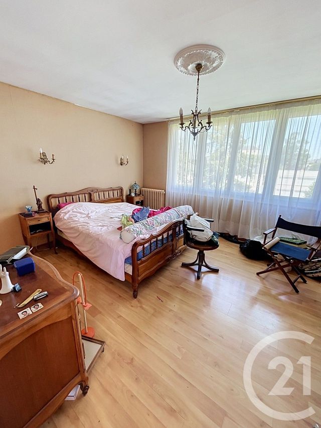 maison à vendre - 8 pièces - 126.0 m2 - LAVAL - 53 - PAYS-DE-LOIRE - Century 21 Dréano Immobilier