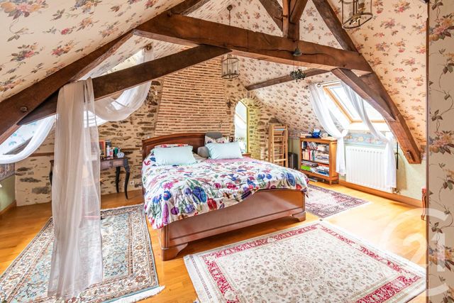 maison à vendre - 6 pièces - 211.0 m2 - AZE - 53 - PAYS-DE-LOIRE - Century 21 Dréano Immobilier