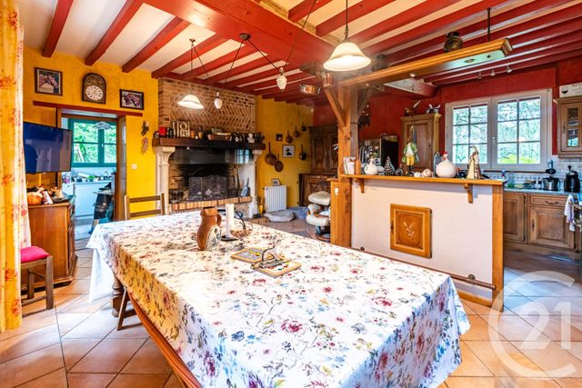 maison à vendre - 6 pièces - 211.0 m2 - AZE - 53 - PAYS-DE-LOIRE - Century 21 Dréano Immobilier