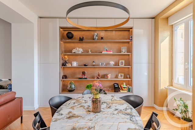 maison à vendre - 6 pièces - 194.7 m2 - LAVAL - 53 - PAYS-DE-LOIRE - Century 21 Dréano Immobilier