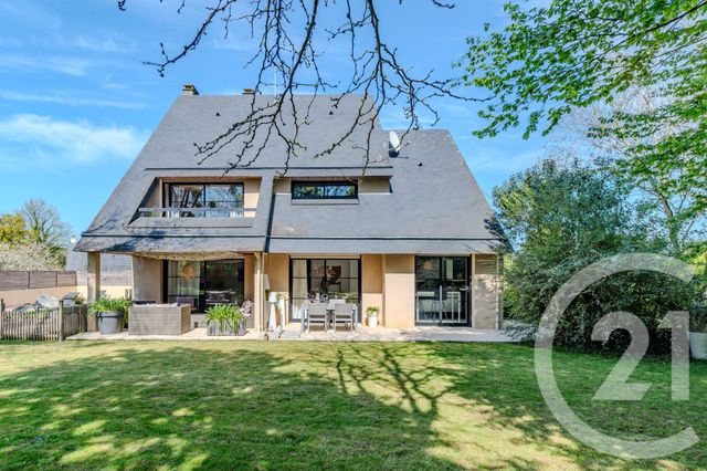 maison à vendre - 7 pièces - 220.44 m2 - LAVAL - 53 - PAYS-DE-LOIRE - Century 21 Dréano Immobilier