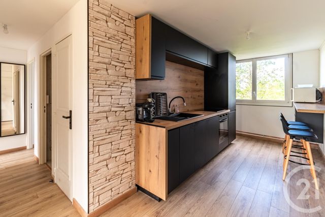 Appartement F4 à vendre - 4 pièces - 67.14 m2 - LAVAL - 53 - PAYS-DE-LOIRE - Century 21 Dréano Immobilier