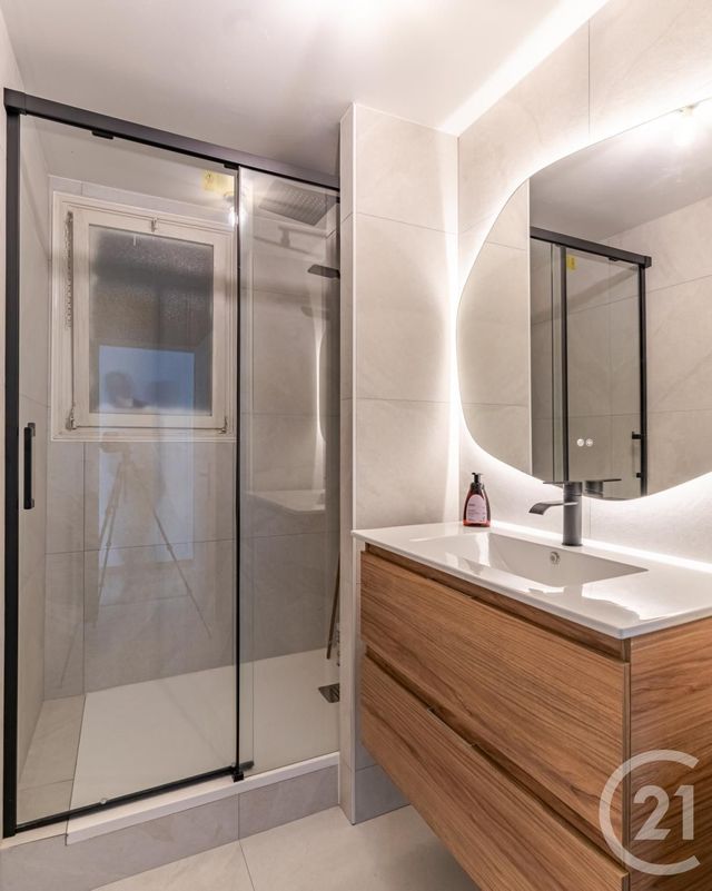 Appartement F4 à vendre - 4 pièces - 67.14 m2 - LAVAL - 53 - PAYS-DE-LOIRE - Century 21 Dréano Immobilier