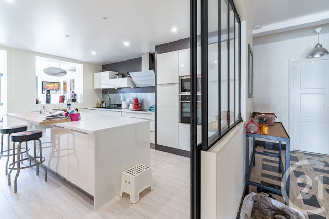maison à vendre - 9 pièces - 247.36 m2 - LAVAL - 53 - PAYS-DE-LOIRE - Century 21 Dréano Immobilier