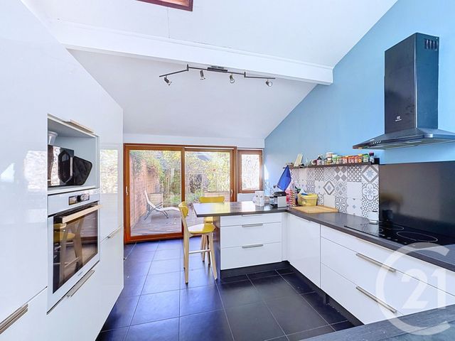 maison à vendre - 5 pièces - 80.0 m2 - LAVAL - 53 - PAYS-DE-LOIRE - Century 21 Dréano Immobilier