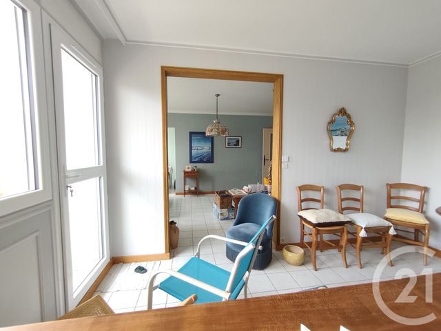 Afficher la photo en grand Appartement T3 à vendre - 4 pièces - 75.45 m2 - LAVAL - 53 - PAYS-DE-LOIRE - Century 21 Dréano Immobilier