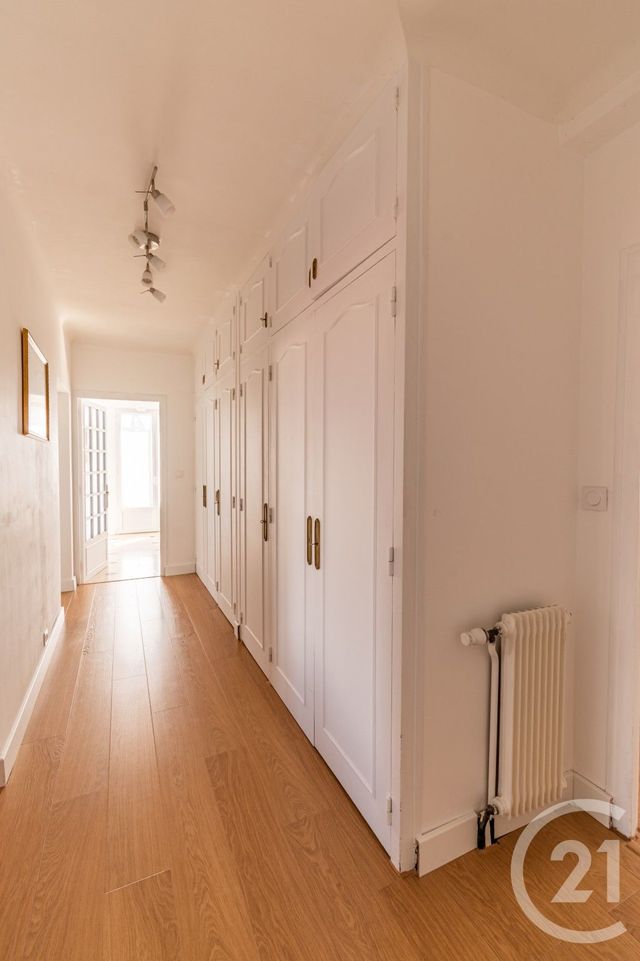 maison à vendre - 7 pièces - 152.0 m2 - LAVAL - 53 - PAYS-DE-LOIRE - Century 21 Dréano Immobilier