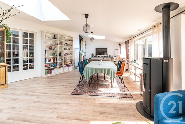 maison à vendre - 10 pièces - 245.0 m2 - LAVAL - 53 - PAYS-DE-LOIRE - Century 21 Dréano Immobilier