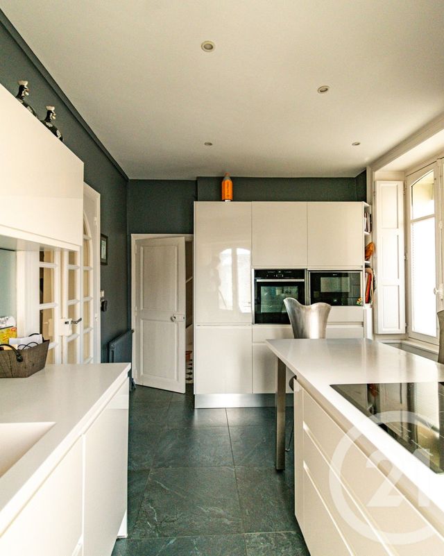 maison à vendre - 9 pièces - 201.55 m2 - LAVAL - 53 - PAYS-DE-LOIRE - Century 21 Dréano Immobilier