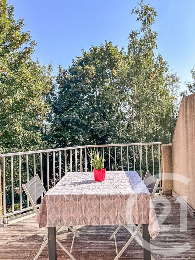 Appartement T4 à vendre - 4 pièces - 85.2 m2 - LAVAL - 53 - PAYS-DE-LOIRE - Century 21 Dréano Immobilier