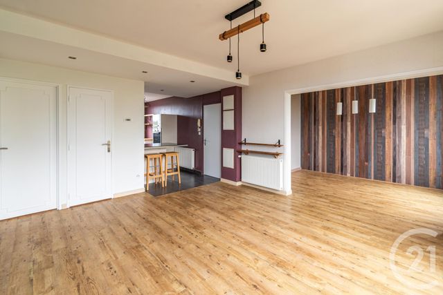 Appartement T3 à vendre - 3 pièces - 69.0 m2 - LAVAL - 53 - PAYS-DE-LOIRE - Century 21 Dréano Immobilier