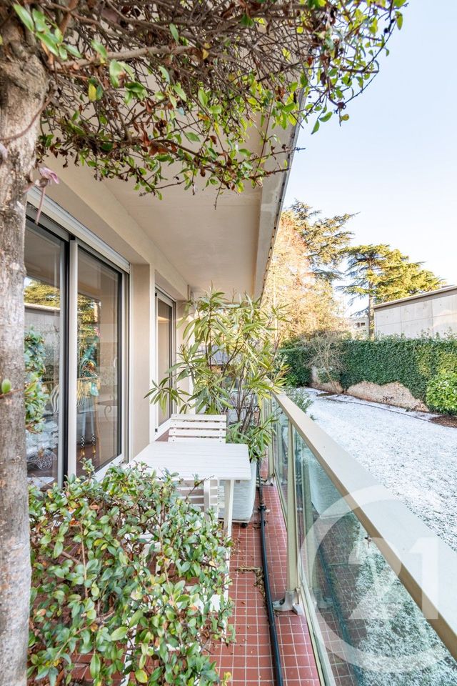 Appartement à vendre - 7 pièces - 180.68 m2 - LAVAL - 53 - PAYS-DE-LOIRE - Century 21 Dréano Immobilier