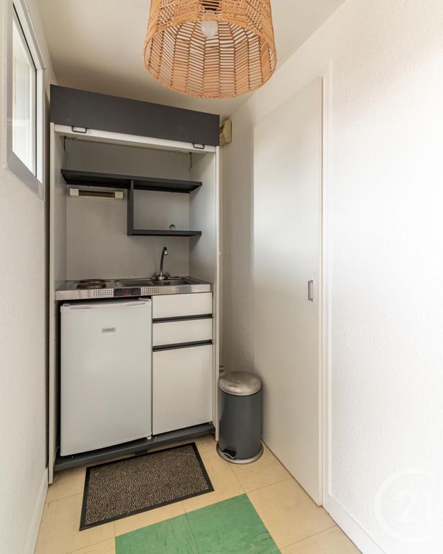 Appartement F1 à vendre - 1 pièce - 18.16 m2 - LAVAL - 53 - PAYS-DE-LOIRE - Century 21 Dréano Immobilier