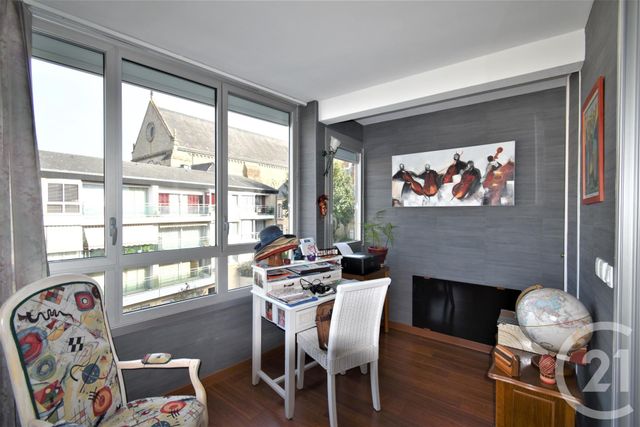 Appartement T3 à vendre - 3 pièces - 68.0 m2 - LAVAL - 53 - PAYS-DE-LOIRE - Century 21 Dréano Immobilier