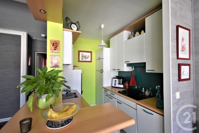 Appartement T3 à vendre - 3 pièces - 68.0 m2 - LAVAL - 53 - PAYS-DE-LOIRE - Century 21 Dréano Immobilier