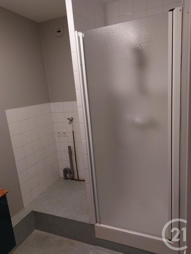 Appartement T3 à vendre - 3 pièces - 68.0 m2 - LAVAL - 53 - PAYS-DE-LOIRE - Century 21 Dréano Immobilier