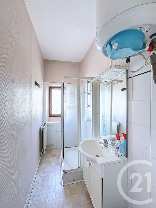 Appartement T3 à vendre - 3 pièces - 70.0 m2 - LAVAL - 53 - PAYS-DE-LOIRE - Century 21 Dréano Immobilier