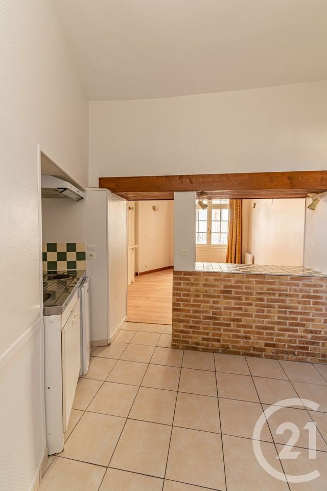 Appartement T1 à vendre - 2 pièces - 25.0 m2 - LAVAL - 53 - PAYS-DE-LOIRE - Century 21 Dréano Immobilier