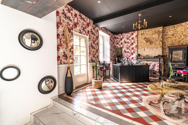 maison à vendre - 8 pièces - 259.0 m2 - LAVAL - 53 - PAYS-DE-LOIRE - Century 21 Dréano Immobilier