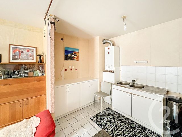 Appartement T2 à vendre - 2 pièces - 54.0 m2 - LAVAL - 53 - PAYS-DE-LOIRE - Century 21 Dréano Immobilier