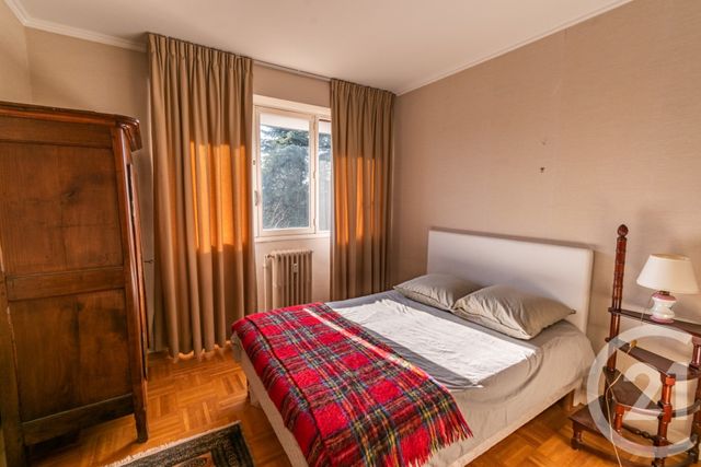 Appartement T6 à vendre - 6 pièces - 120.0 m2 - LAVAL - 53 - PAYS-DE-LOIRE - Century 21 Dréano Immobilier