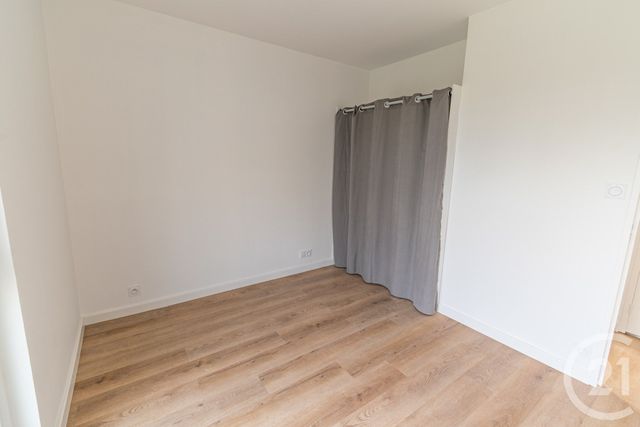Appartement T3 à vendre - 3 pièces - 49.5 m2 - LAVAL - 53 - PAYS-DE-LOIRE - Century 21 Dréano Immobilier