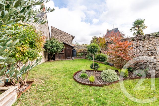 maison à vendre - 8 pièces - 156.98 m2 - LAVAL - 53 - PAYS-DE-LOIRE - Century 21 Dréano Immobilier