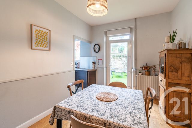 maison à vendre - 8 pièces - 156.98 m2 - LAVAL - 53 - PAYS-DE-LOIRE - Century 21 Dréano Immobilier