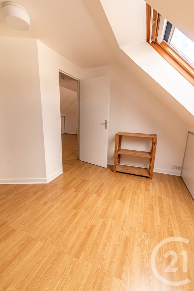 Appartement Duplex à vendre - 4 pièces - 82.0 m2 - LAVAL - 53 - PAYS-DE-LOIRE - Century 21 Dréano Immobilier