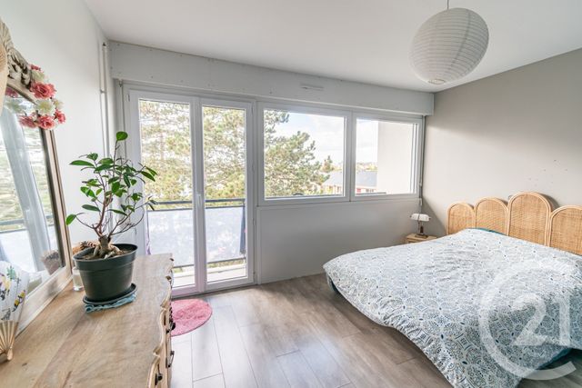 Appartement T4 à vendre - 5 pièces - 78.5 m2 - LAVAL - 53 - PAYS-DE-LOIRE - Century 21 Dréano Immobilier