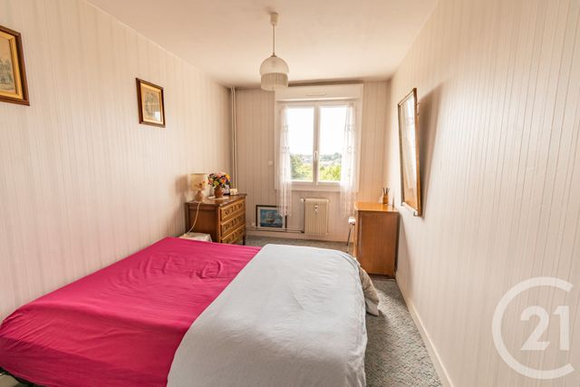 Appartement T4 à vendre - 4 pièces - 71.0 m2 - LAVAL - 53 - PAYS-DE-LOIRE - Century 21 Dréano Immobilier