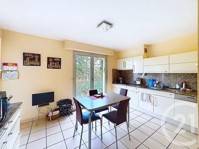 Appartement à vendre - 4 pièces - 97.36 m2 - LAVAL - 53 - PAYS-DE-LOIRE - Century 21 Dréano Immobilier