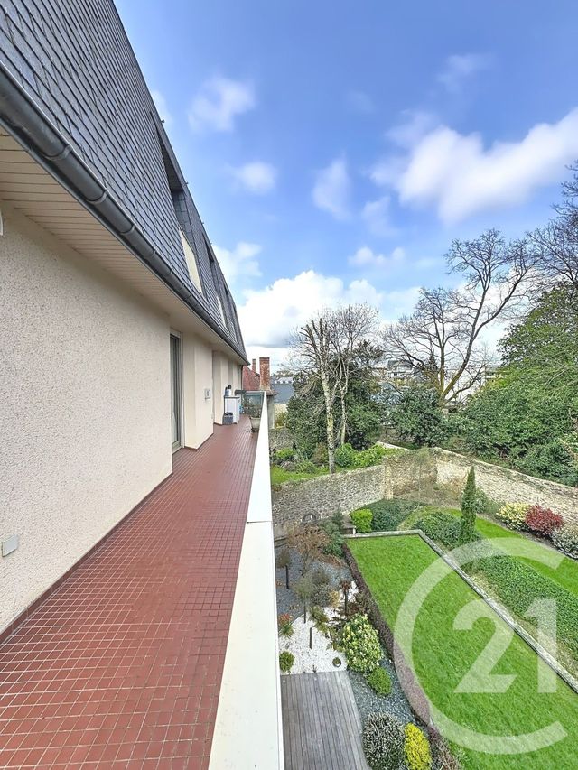 Appartement à vendre - 4 pièces - 97.36 m2 - LAVAL - 53 - PAYS-DE-LOIRE - Century 21 Dréano Immobilier