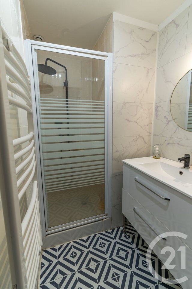 maison à vendre - 6 pièces - 70.0 m2 - LAVAL - 53 - PAYS-DE-LOIRE - Century 21 Dréano Immobilier