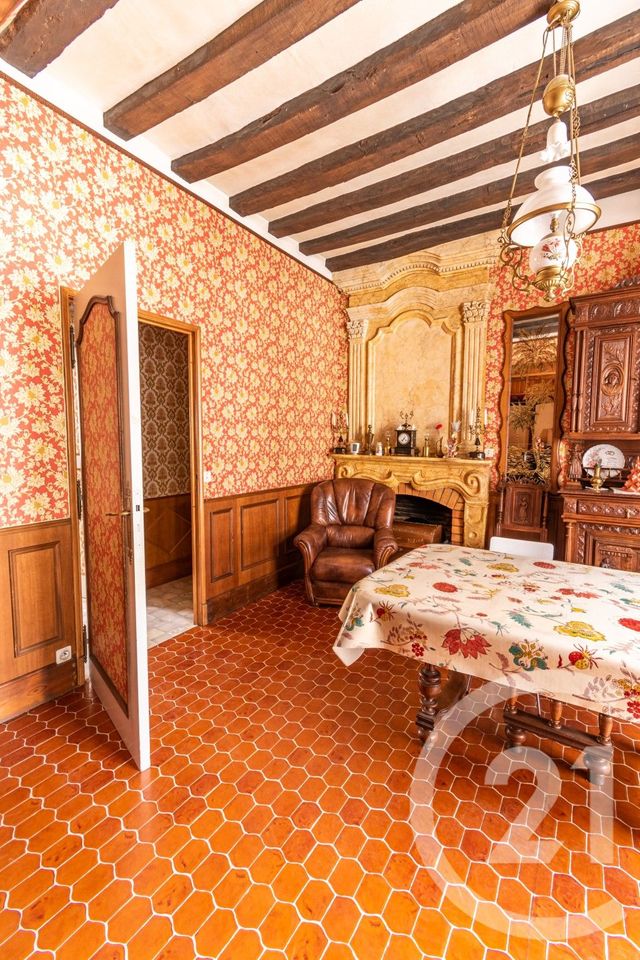 maison à vendre - 8 pièces - 134.0 m2 - LAVAL - 53 - PAYS-DE-LOIRE - Century 21 Dréano Immobilier