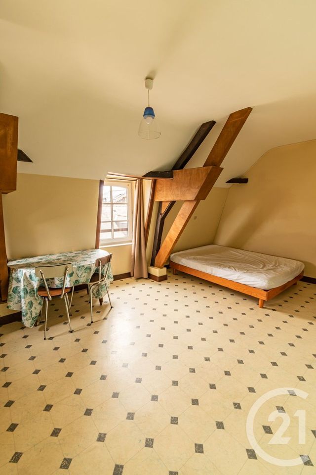 maison à vendre - 8 pièces - 134.0 m2 - LAVAL - 53 - PAYS-DE-LOIRE - Century 21 Dréano Immobilier