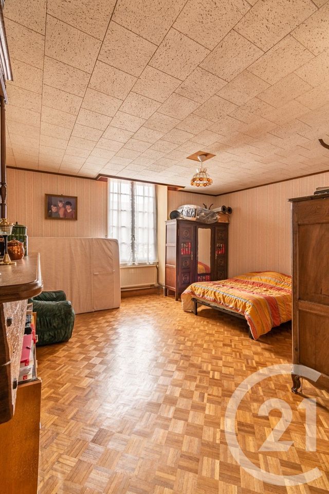 maison à vendre - 8 pièces - 134.0 m2 - LAVAL - 53 - PAYS-DE-LOIRE - Century 21 Dréano Immobilier