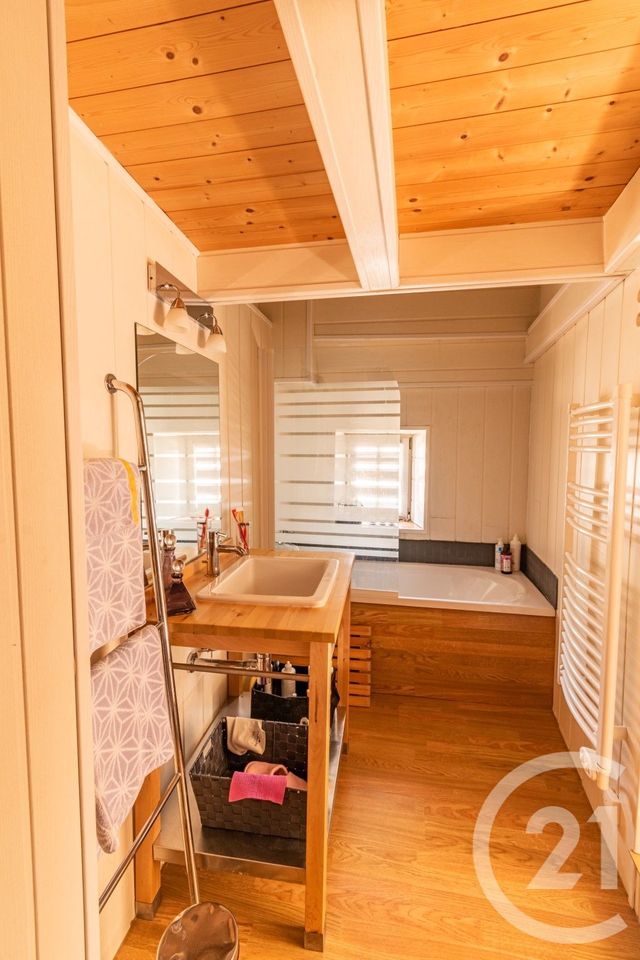 maison à vendre - 8 pièces - 178.0 m2 - LAVAL - 53 - PAYS-DE-LOIRE - Century 21 Dréano Immobilier