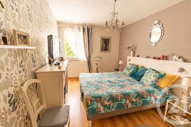Appartement T3 à vendre - 4 pièces - 66.0 m2 - LAVAL - 53 - PAYS-DE-LOIRE - Century 21 Dréano Immobilier