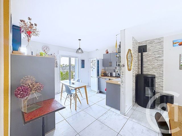 maison à vendre - 6 pièces - 77.0 m2 - LAVAL - 53 - PAYS-DE-LOIRE - Century 21 Dréano Immobilier