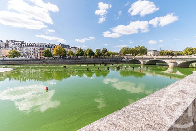 Appartement Local à vendre - 4 pièces - 83.5 m2 - LAVAL - 53 - PAYS-DE-LOIRE - Century 21 Dréano Immobilier