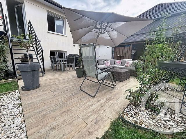 maison à vendre - 8 pièces - 163.0 m2 - LAVAL - 53 - PAYS-DE-LOIRE - Century 21 Dréano Immobilier
