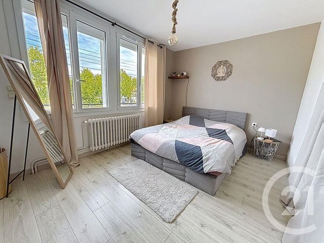 maison à vendre - 5 pièces - 102.0 m2 - LAVAL - 53 - PAYS-DE-LOIRE - Century 21 Dréano Immobilier