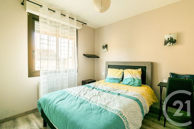 Appartement T3 à vendre - 4 pièces - 76.3 m2 - LAVAL - 53 - PAYS-DE-LOIRE - Century 21 Dréano Immobilier
