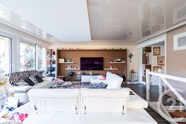 Appartement à vendre - 7 pièces - 180.68 m2 - LAVAL - 53 - PAYS-DE-LOIRE - Century 21 Dréano Immobilier
