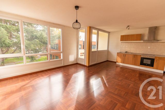 Appartement T3 à vendre - 3 pièces - 60.5 m2 - LAVAL - 53 - PAYS-DE-LOIRE - Century 21 Dréano Immobilier