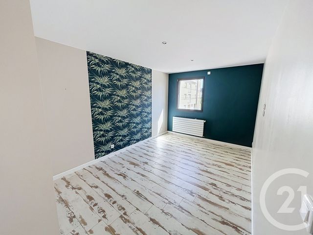 maison à vendre - 9 pièces - 186.0 m2 - LAVAL - 53 - PAYS-DE-LOIRE - Century 21 Dréano Immobilier