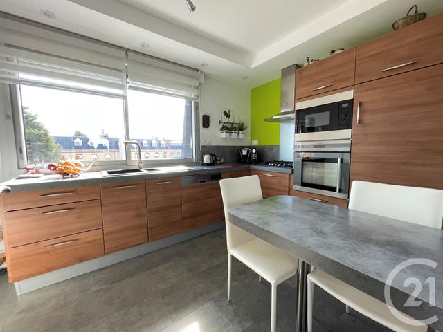 Appartement T3 à vendre - 3 pièces - 73.13 m2 - LAVAL - 53 - PAYS-DE-LOIRE - Century 21 Dréano Immobilier Appartement T3 à vendre - 3 pièces - 73.13 m2 - LAVAL - 53 - PAYS-DE-LOIRE - Century 21 Dréano Immobilier